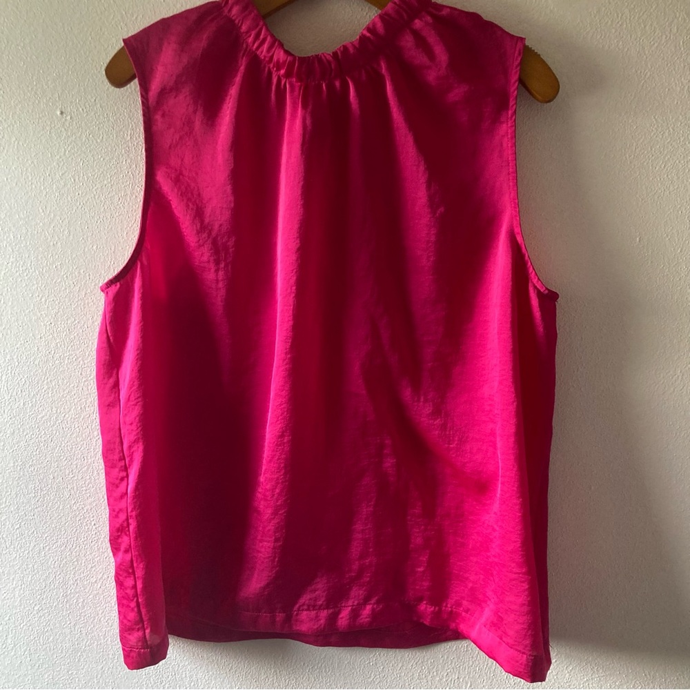 Ann Taylor Pink Sleeveless Silky Top